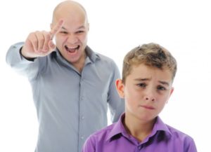 Leia mais sobre o artigo Saiba o que fazer quando o pai fala mal da mãe para o filho!
